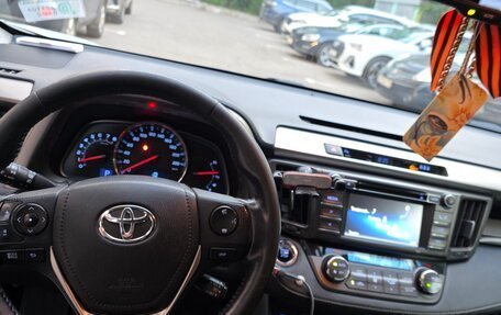 Toyota RAV4, 2014 год, 1 920 000 рублей, 9 фотография