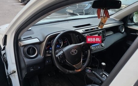 Toyota RAV4, 2014 год, 1 920 000 рублей, 12 фотография