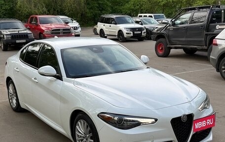 Alfa Romeo Giulia II, 2022 год, 3 050 000 рублей, 2 фотография