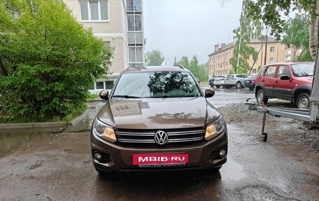 Volkswagen Tiguan I, 2015 год, 1 600 000 рублей, 2 фотография