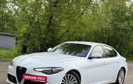 Alfa Romeo Giulia II, 2022 год, 3 050 000 рублей, 8 фотография