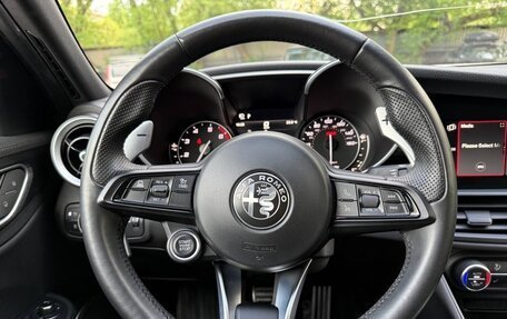 Alfa Romeo Giulia II, 2022 год, 3 050 000 рублей, 17 фотография