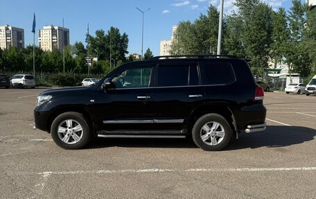 Toyota Land Cruiser 200, 2010 год, 2 699 000 рублей, 4 фотография