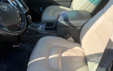 Toyota Land Cruiser 200, 2010 год, 2 699 000 рублей, 14 фотография