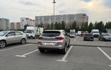 Hyundai Tucson III, 2018 год, 2 500 000 рублей, 3 фотография