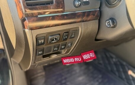 Toyota Land Cruiser 200, 2010 год, 2 699 000 рублей, 16 фотография