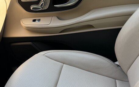 Mercedes-Benz V-Класс, 2015 год, 5 600 000 рублей, 16 фотография