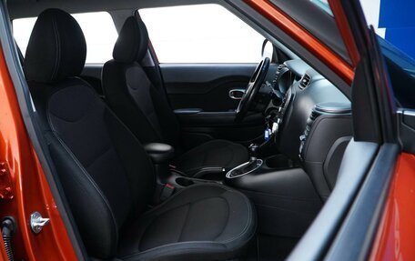 KIA Soul II рестайлинг, 2018 год, 1 567 077 рублей, 8 фотография