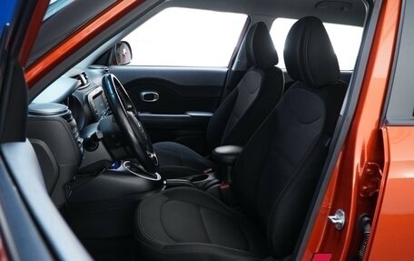KIA Soul II рестайлинг, 2018 год, 1 567 077 рублей, 10 фотография