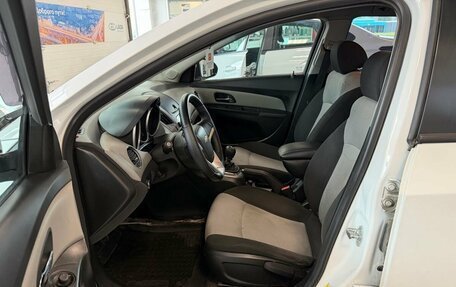 Chevrolet Cruze II, 2013 год, 549 000 рублей, 6 фотография