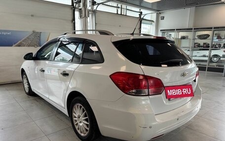 Chevrolet Cruze II, 2013 год, 549 000 рублей, 4 фотография