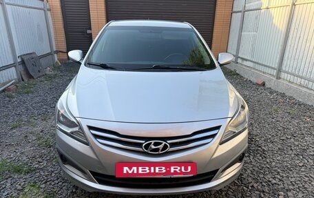 Hyundai Solaris II рестайлинг, 2016 год, 995 000 рублей, 3 фотография