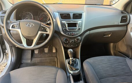 Hyundai Solaris II рестайлинг, 2016 год, 995 000 рублей, 14 фотография