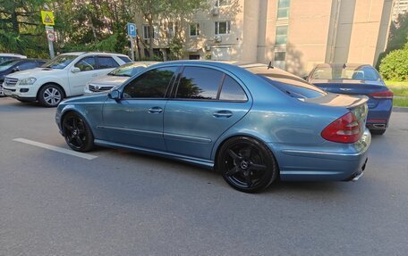 Mercedes-Benz E-Класс, 2004 год, 1 540 000 рублей, 3 фотография