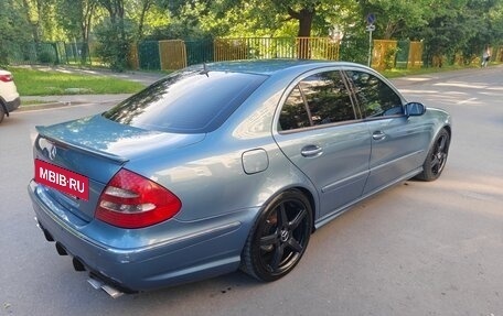 Mercedes-Benz E-Класс, 2004 год, 1 540 000 рублей, 5 фотография