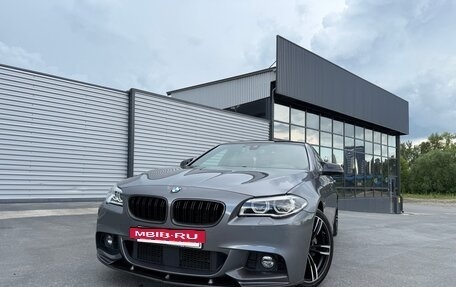 BMW 5 серия, 2016 год, 3 100 000 рублей, 2 фотография