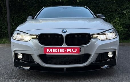 BMW 3 серия, 2016 год, 2 850 000 рублей, 2 фотография