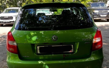 Skoda Fabia II, 2011 год, 450 000 рублей, 4 фотография