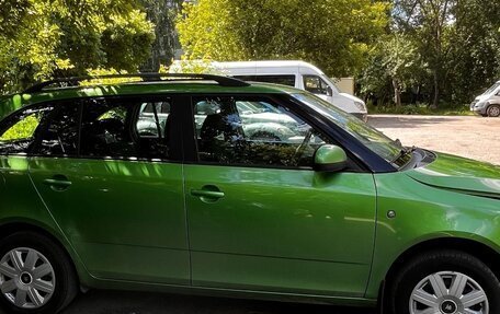 Skoda Fabia II, 2011 год, 450 000 рублей, 3 фотография