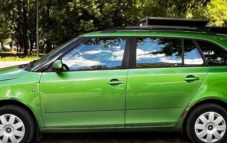 Skoda Fabia II, 2011 год, 450 000 рублей, 2 фотография