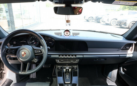 Porsche 911, 2021 год, 20 600 000 рублей, 15 фотография