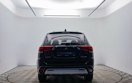 Mitsubishi Outlander III рестайлинг 3, 2019 год, 1 845 000 рублей, 7 фотография