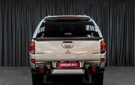 Mitsubishi L200 IV рестайлинг, 2012 год, 1 299 000 рублей, 4 фотография