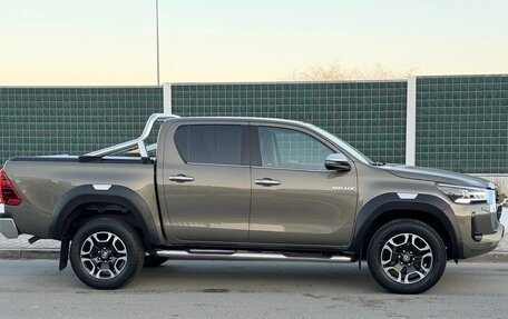 Toyota Hilux VIII, 2021 год, 3 260 000 рублей, 4 фотография