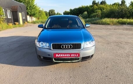 Audi A4, 2002 год, 550 000 рублей, 6 фотография