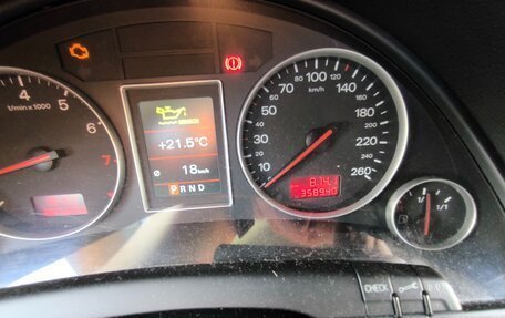 Audi A4, 2002 год, 550 000 рублей, 13 фотография