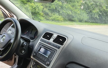 Volkswagen Polo VI (EU Market), 2017 год, 1 200 000 рублей, 10 фотография