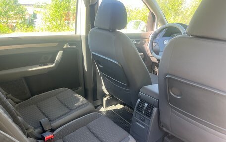 Volkswagen Touran III, 2007 год, 565 000 рублей, 3 фотография