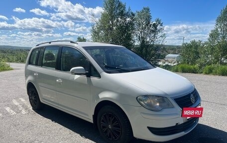 Volkswagen Touran III, 2007 год, 565 000 рублей, 10 фотография