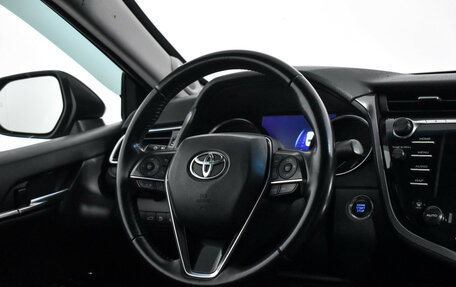 Toyota Camry, 2018 год, 2 379 000 рублей, 17 фотография