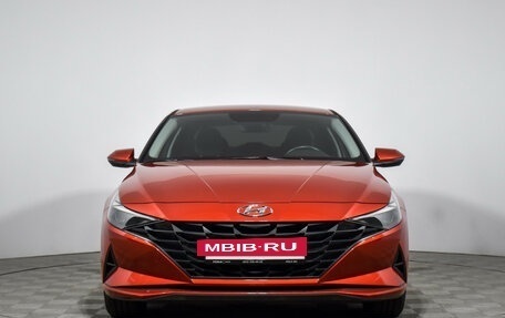 Hyundai Elantra, 2022 год, 1 989 000 рублей, 2 фотография
