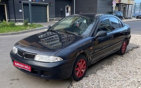 Mitsubishi Carisma I, 1998 год, 110 000 рублей, 1 фотография