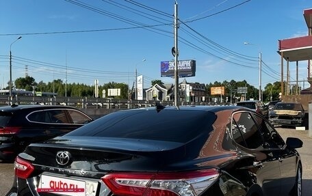 Toyota Camry, 2018 год, 2 950 000 рублей, 4 фотография