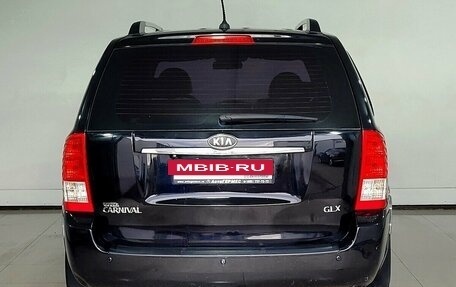 KIA Carnival III, 2010 год, 1 020 000 рублей, 3 фотография
