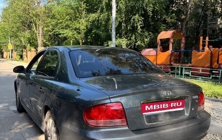 Hyundai Sonata IV рестайлинг, 2005 год, 345 000 рублей, 2 фотография