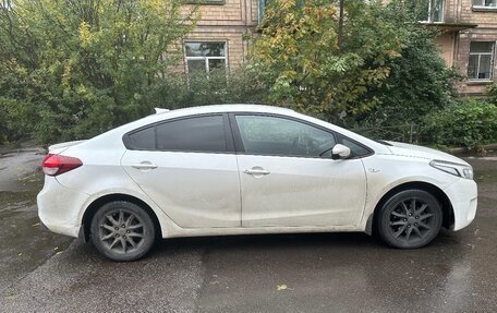 KIA Cerato III, 2018 год, 935 000 рублей, 2 фотография