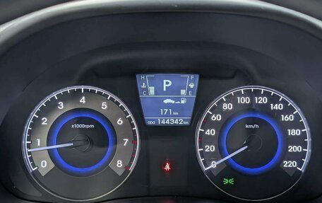 Hyundai Solaris II рестайлинг, 2013 год, 849 000 рублей, 17 фотография