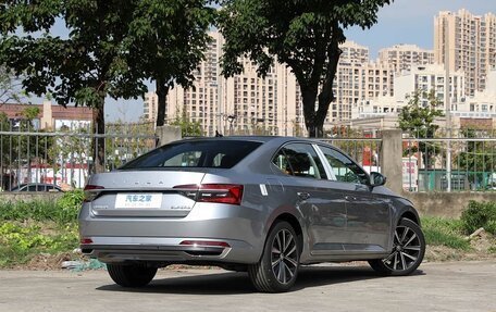 Skoda Superb III рестайлинг, 2026 год, 2 950 000 рублей, 4 фотография
