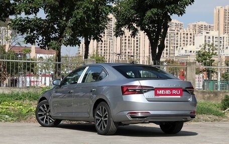 Skoda Superb III рестайлинг, 2026 год, 2 950 000 рублей, 5 фотография