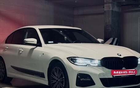 BMW 3 серия, 2019 год, 4 300 000 рублей, 2 фотография