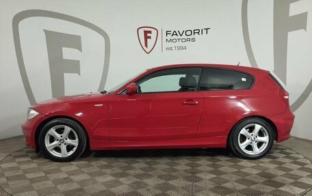 BMW 1 серия, 2011 год, 649 000 рублей, 5 фотография