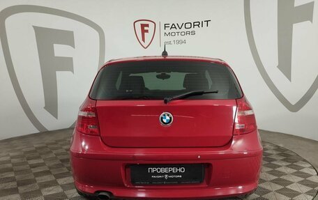 BMW 1 серия, 2011 год, 649 000 рублей, 3 фотография