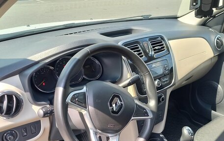 Renault Logan II, 2019 год, 1 000 000 рублей, 6 фотография