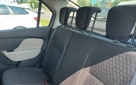 Renault Logan II, 2019 год, 1 000 000 рублей, 7 фотография