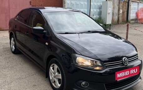 Volkswagen Polo VI (EU Market), 2011 год, 715 000 рублей, 2 фотография