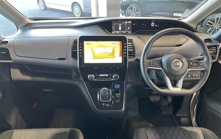 Nissan Serena IV, 2022 год, 1 650 000 рублей, 7 фотография